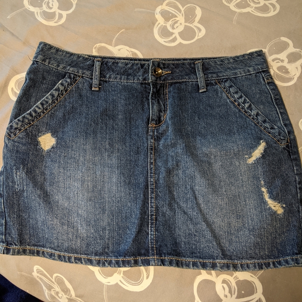 Apt 9 jean skirt